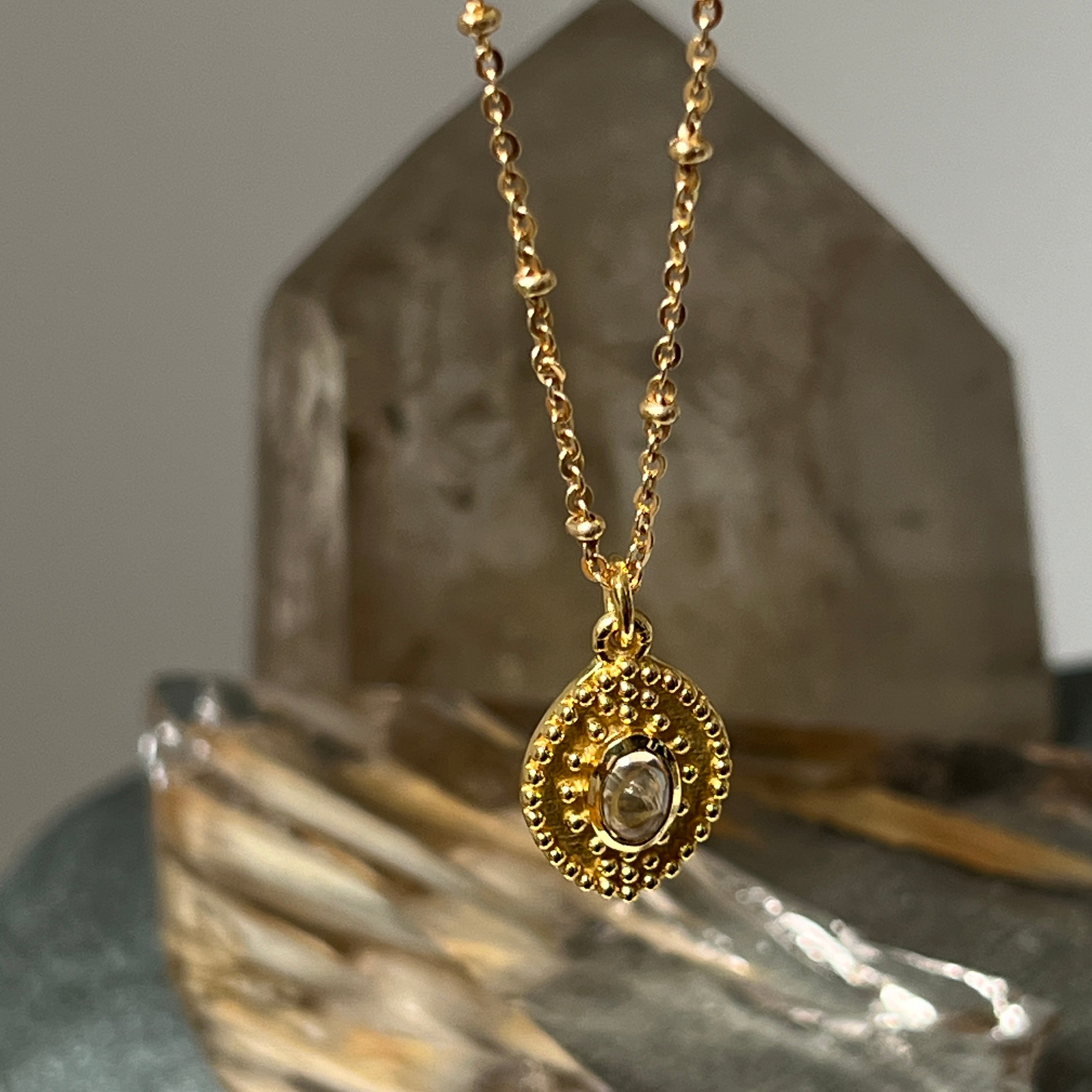Experience the Joyful Power of Citrine! The Sun stone