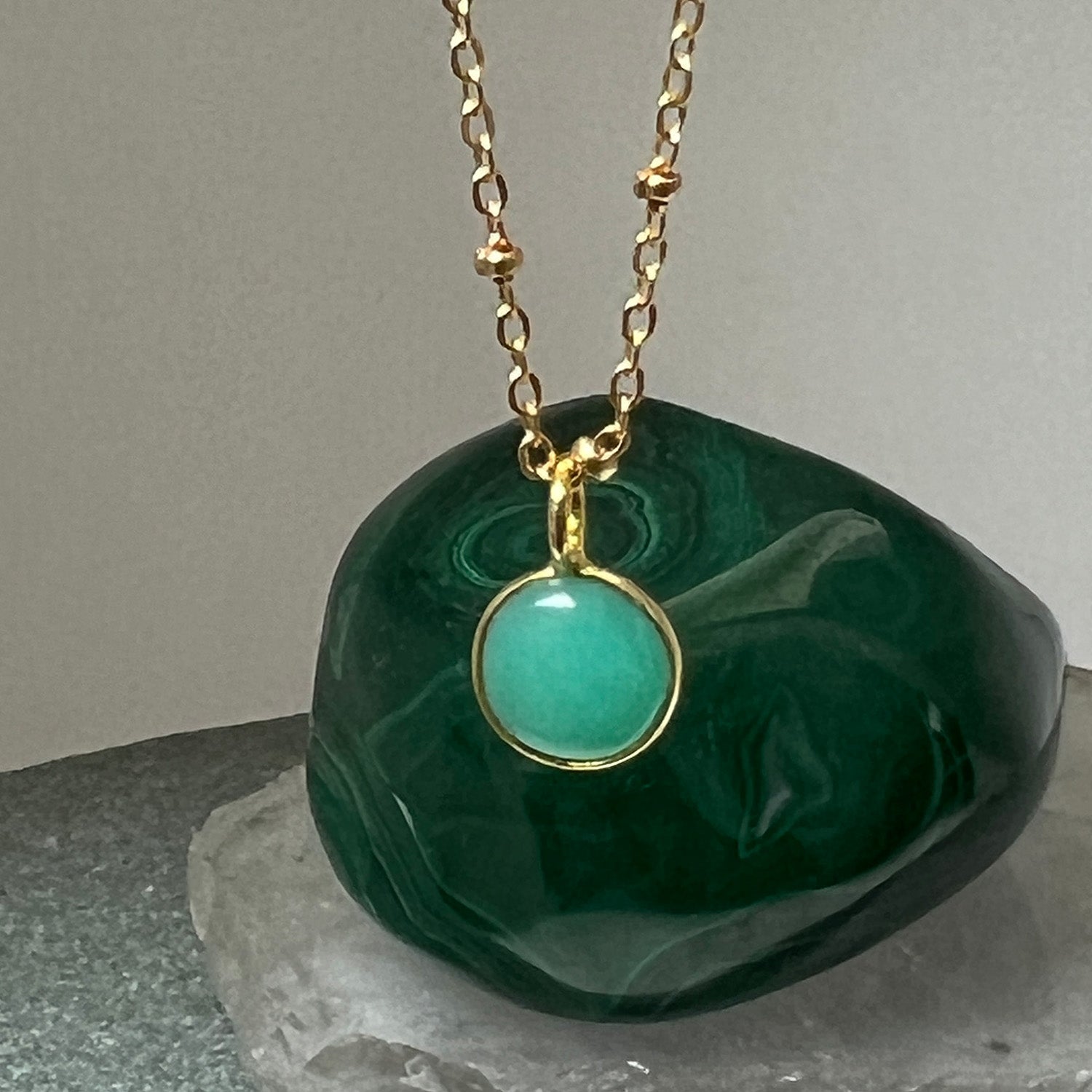Chrysoprase Cabochon Pendant On Short Satellite Chain