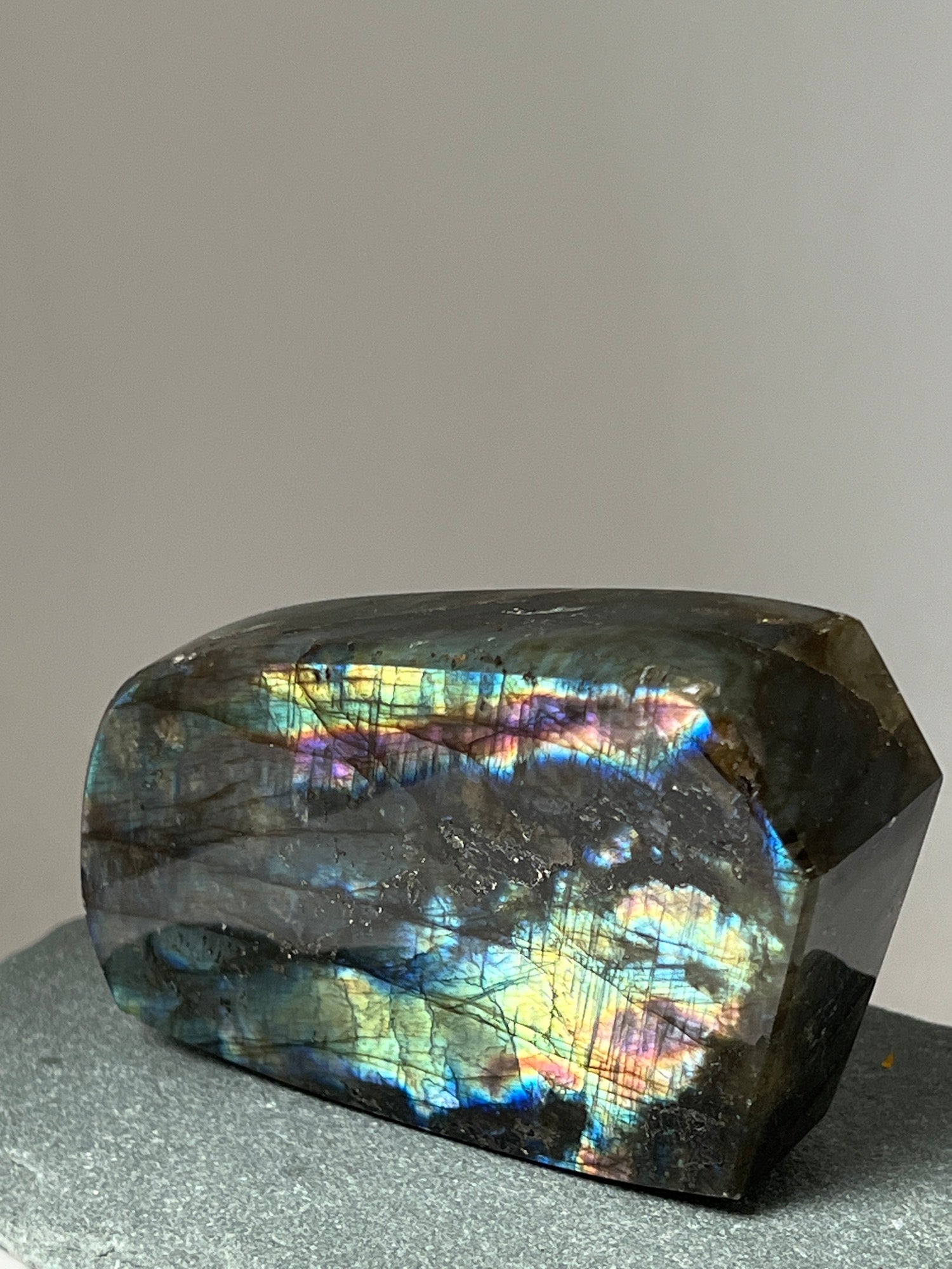 Thick Labradorite slice stand alone from Madagascar