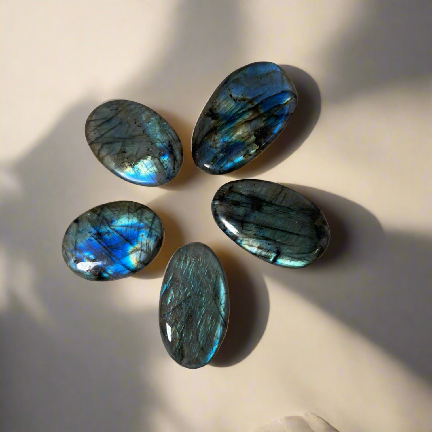 Labradorite palm stone from Madagascar for Intuition