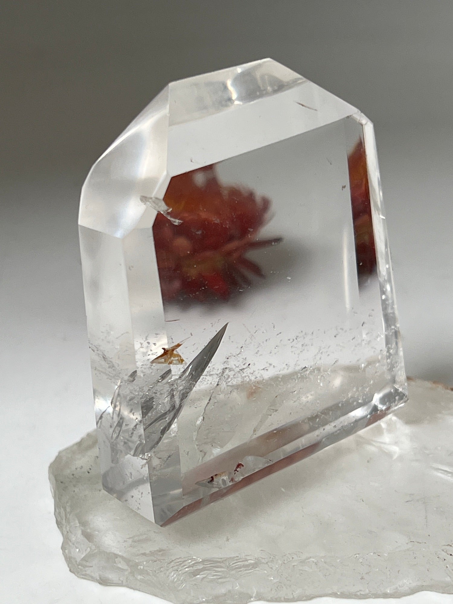 Unique Specimen Tabular Roc crystal from Madagascar