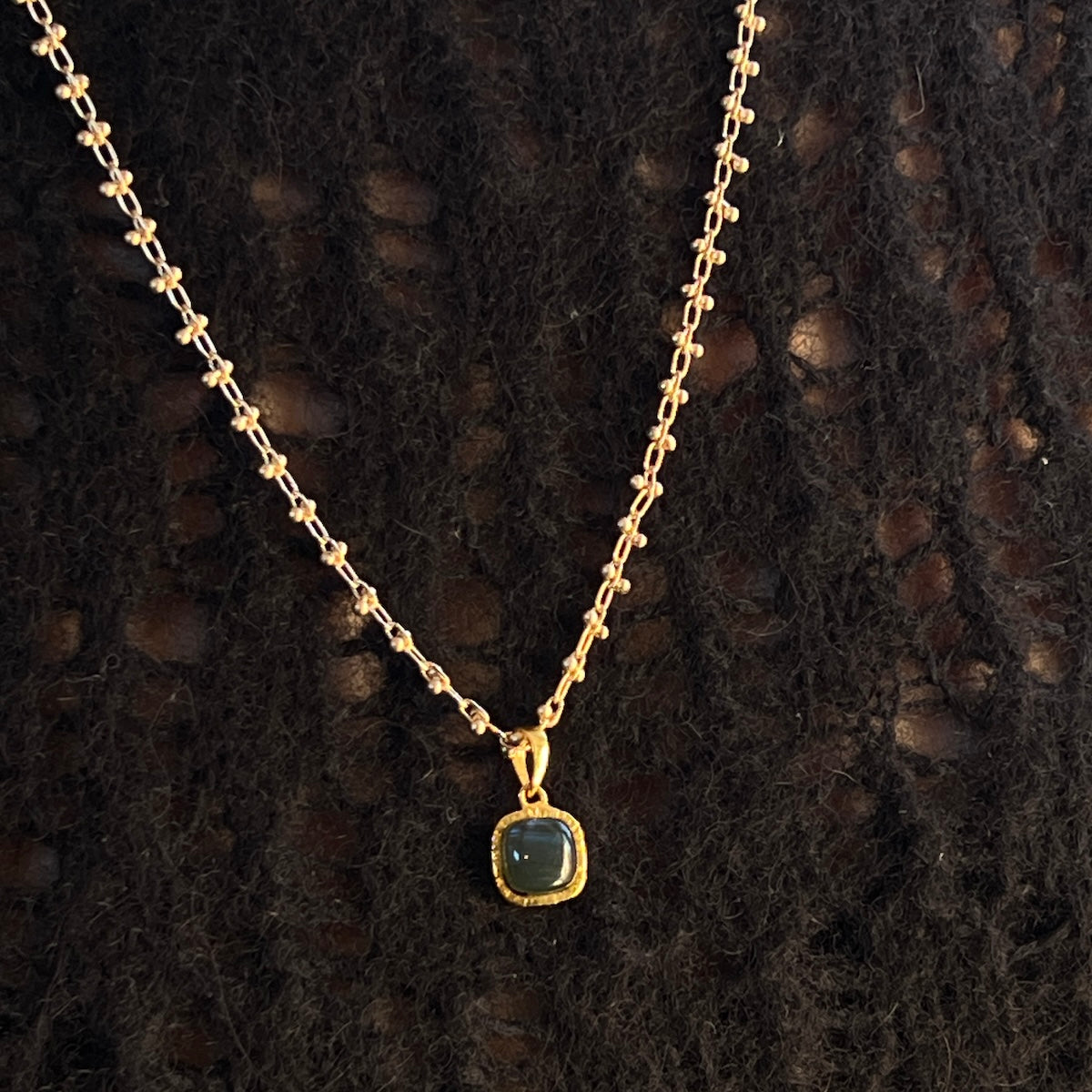 Lemon quartz or Labradorite Square Pendant On Long Bula Chain