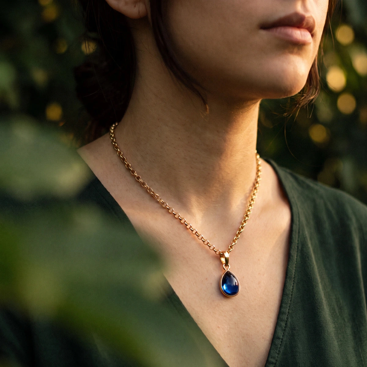 Blue Glass Teardrop Pendant On Short Baby Belcher