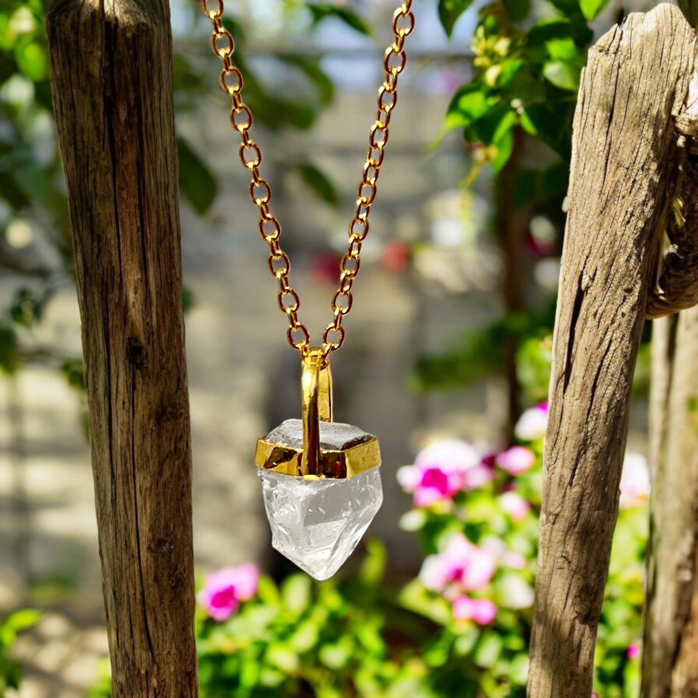 Raw Short Rock crystal on simple chain