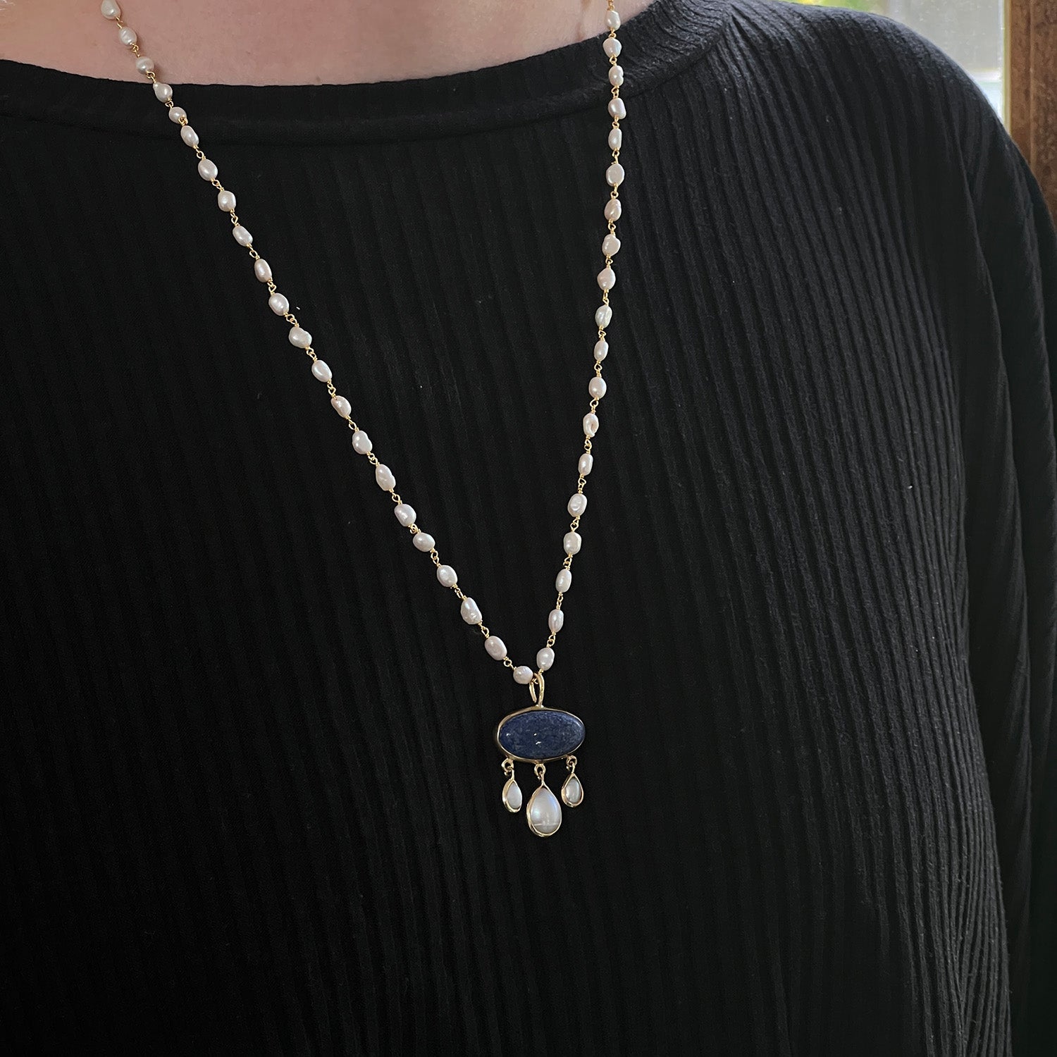 Rosa Oval Lapis Lazuli And Pearl Pendant On Long Pearl Rosary