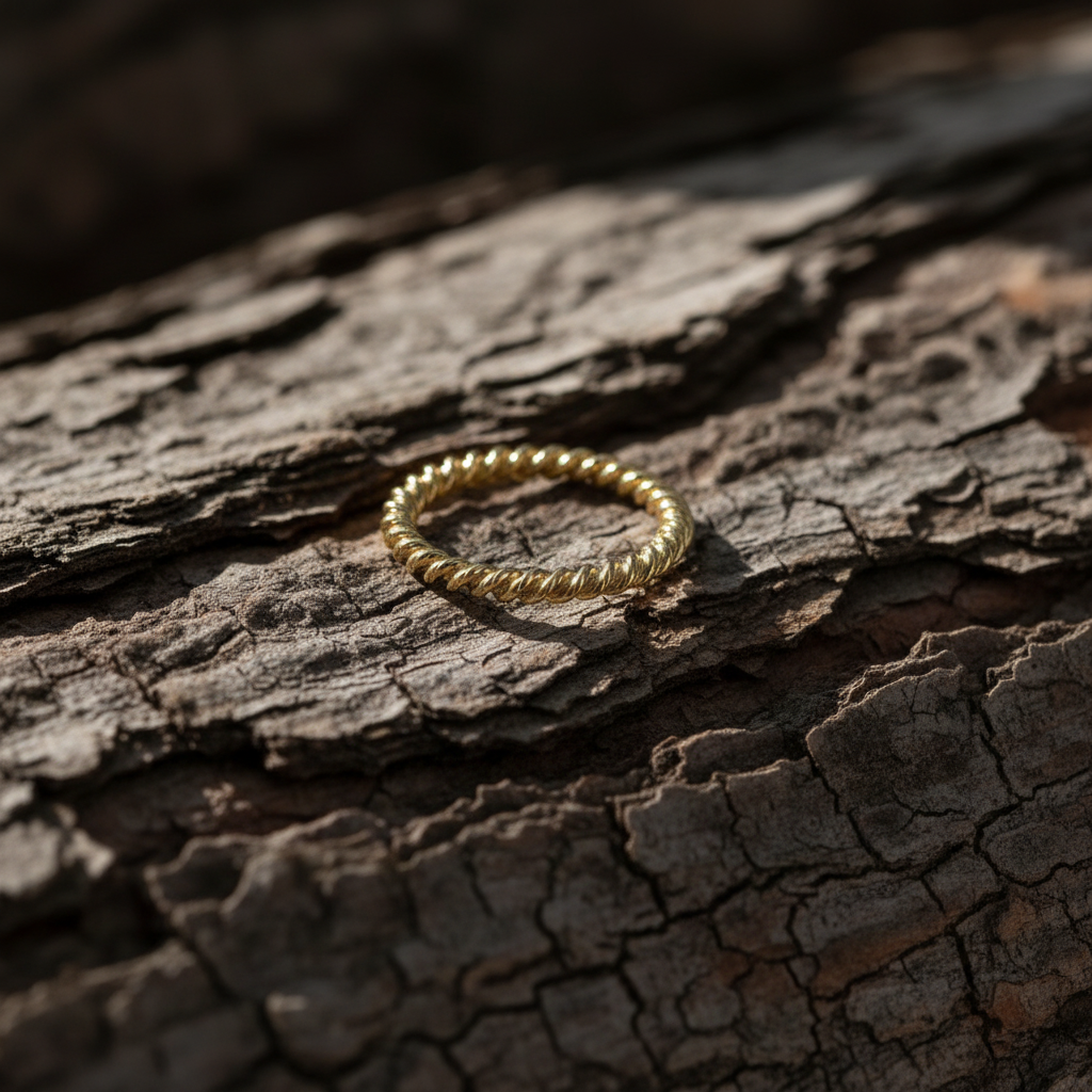 Simple Twisted Design Ring