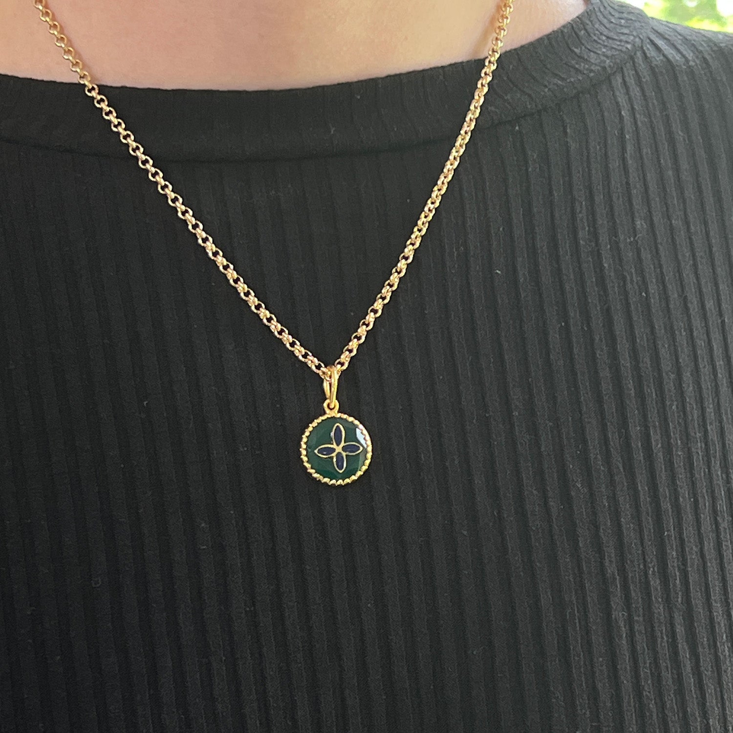 Green Onyx Pendant With Lapis Cross On Short Baby Belcher Chain