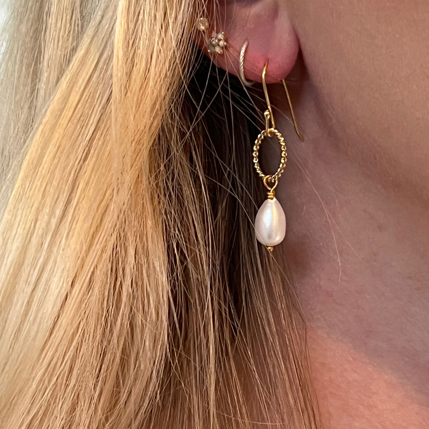 Alexis Drop Pearl Earrings