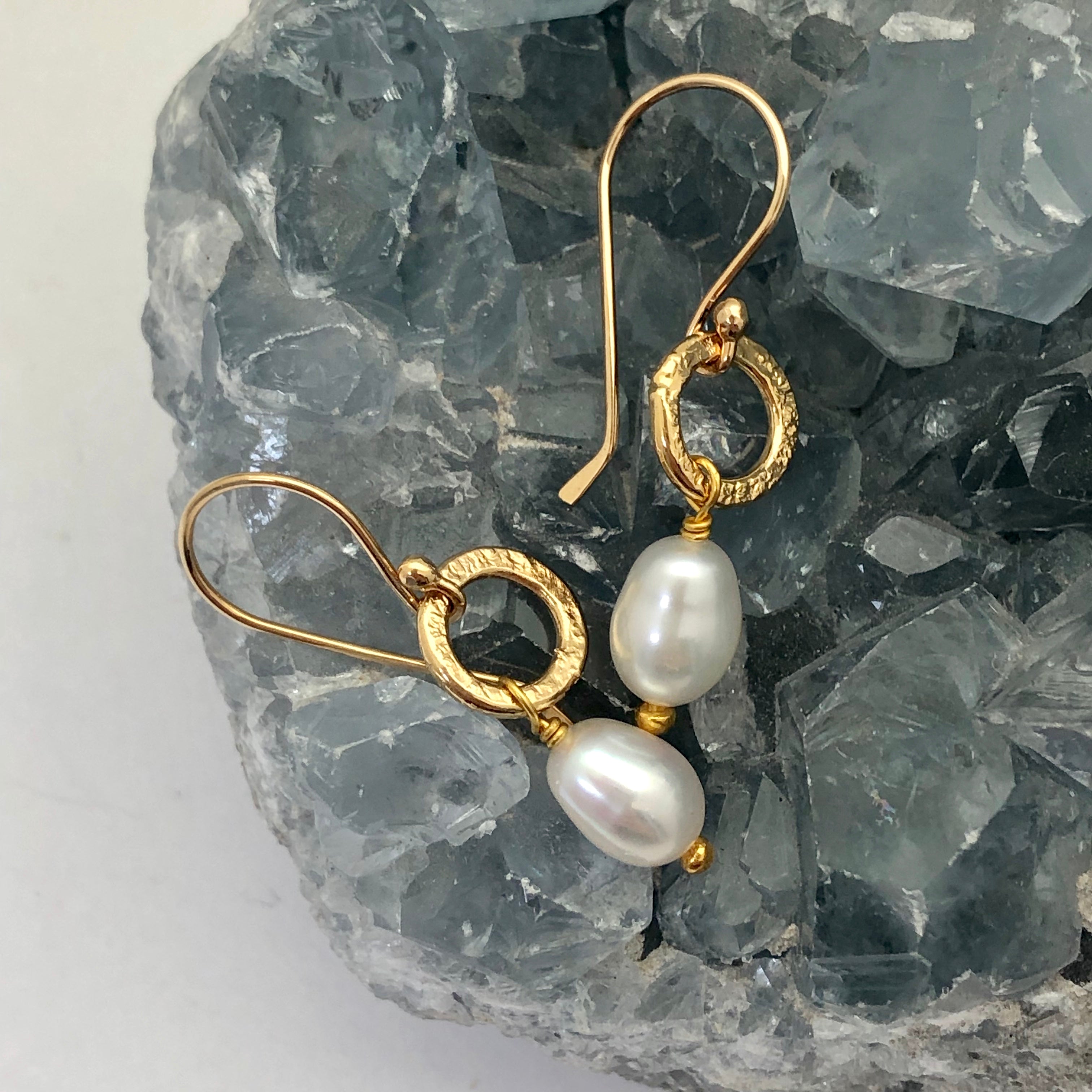 Gita Earrings Oval Pearl - Mirabelle Jewellery