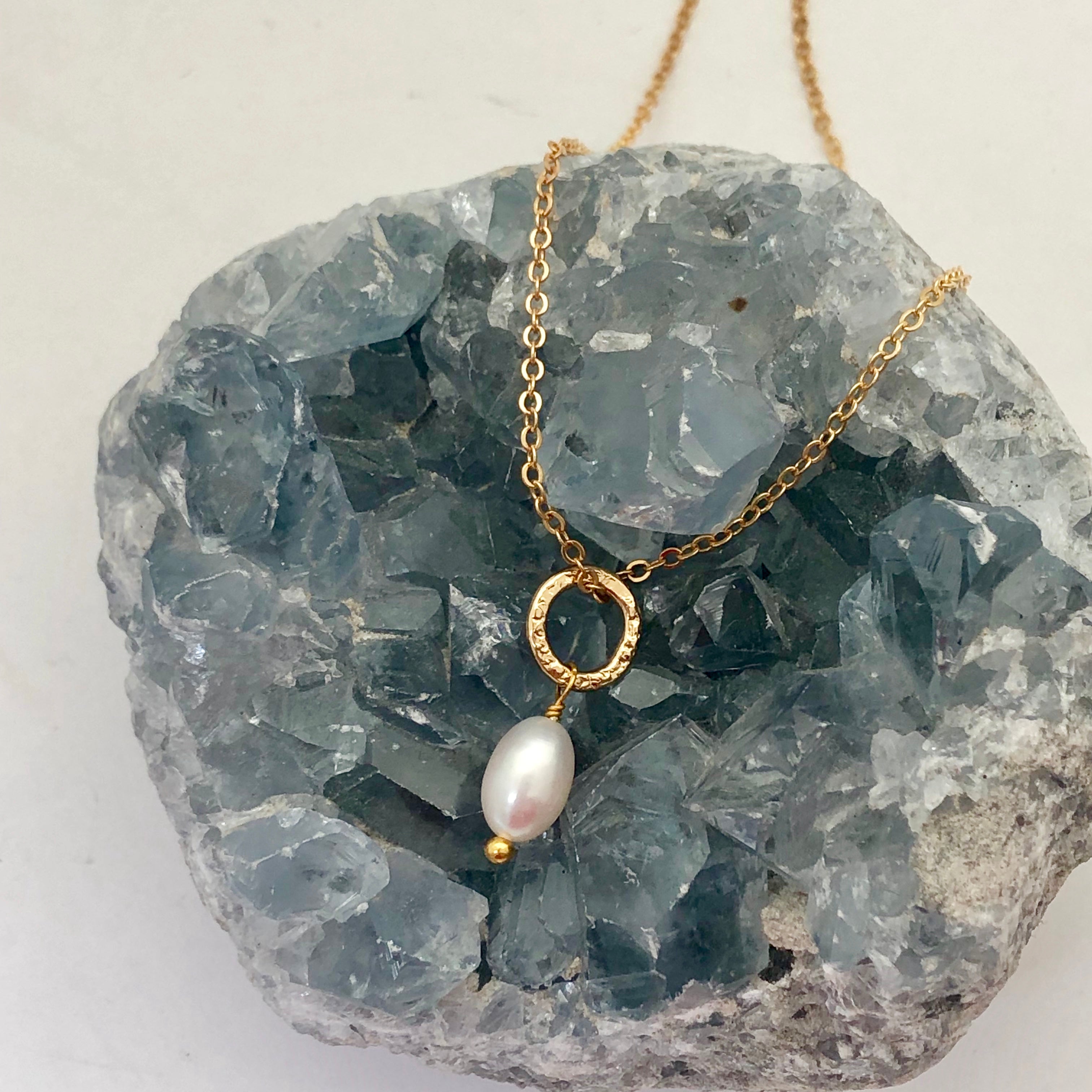 Gita Pendant Oval Pearl - Mirabelle Jewellery