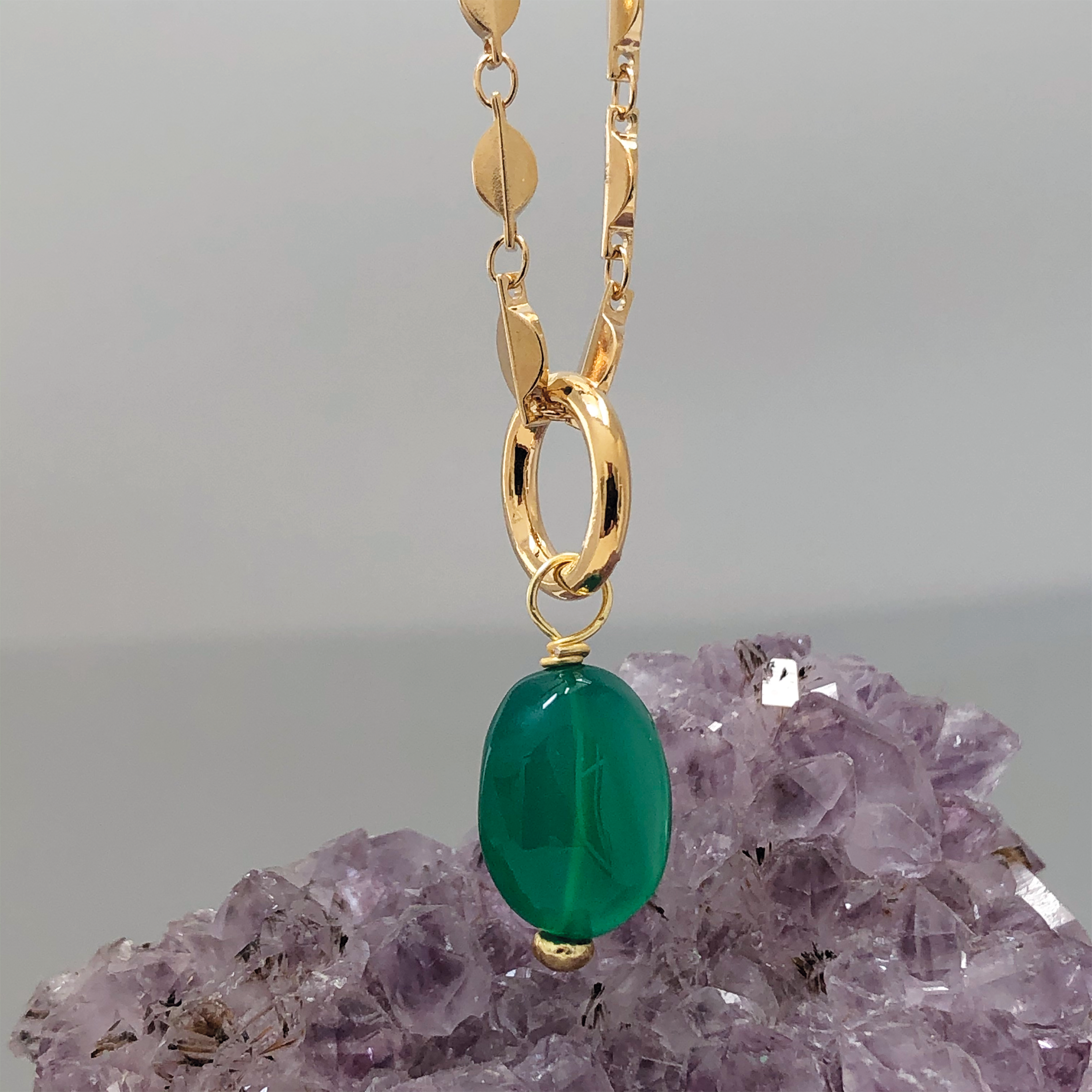 Green Onyx Pebble on Rose Chain