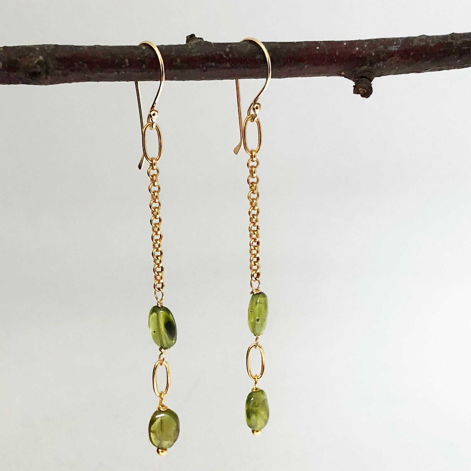 Ovala Earrings with Peridot