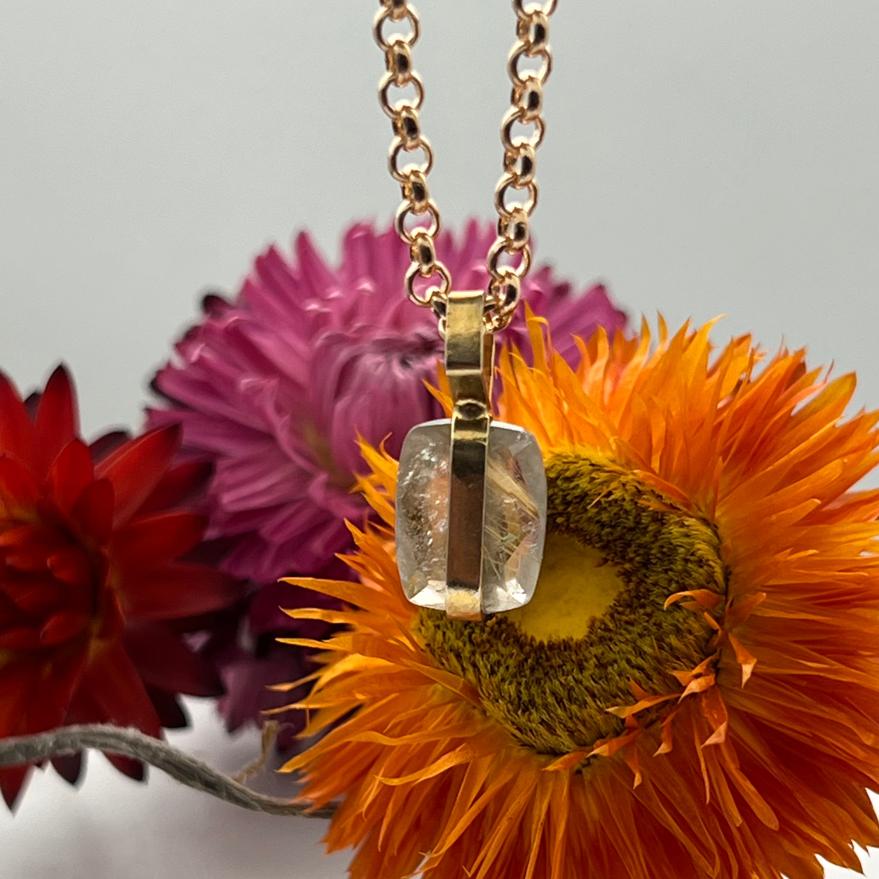 Unique Rutil Quartz Vertical Setting Pendant