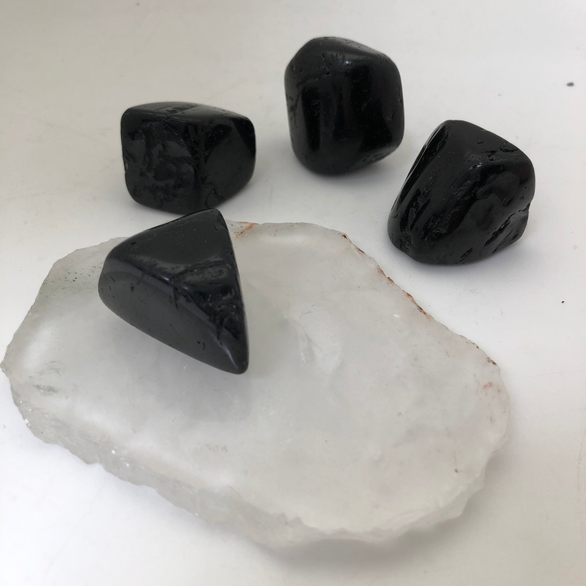 Black Tourmaline Pebble - Mirabelle Jewellery