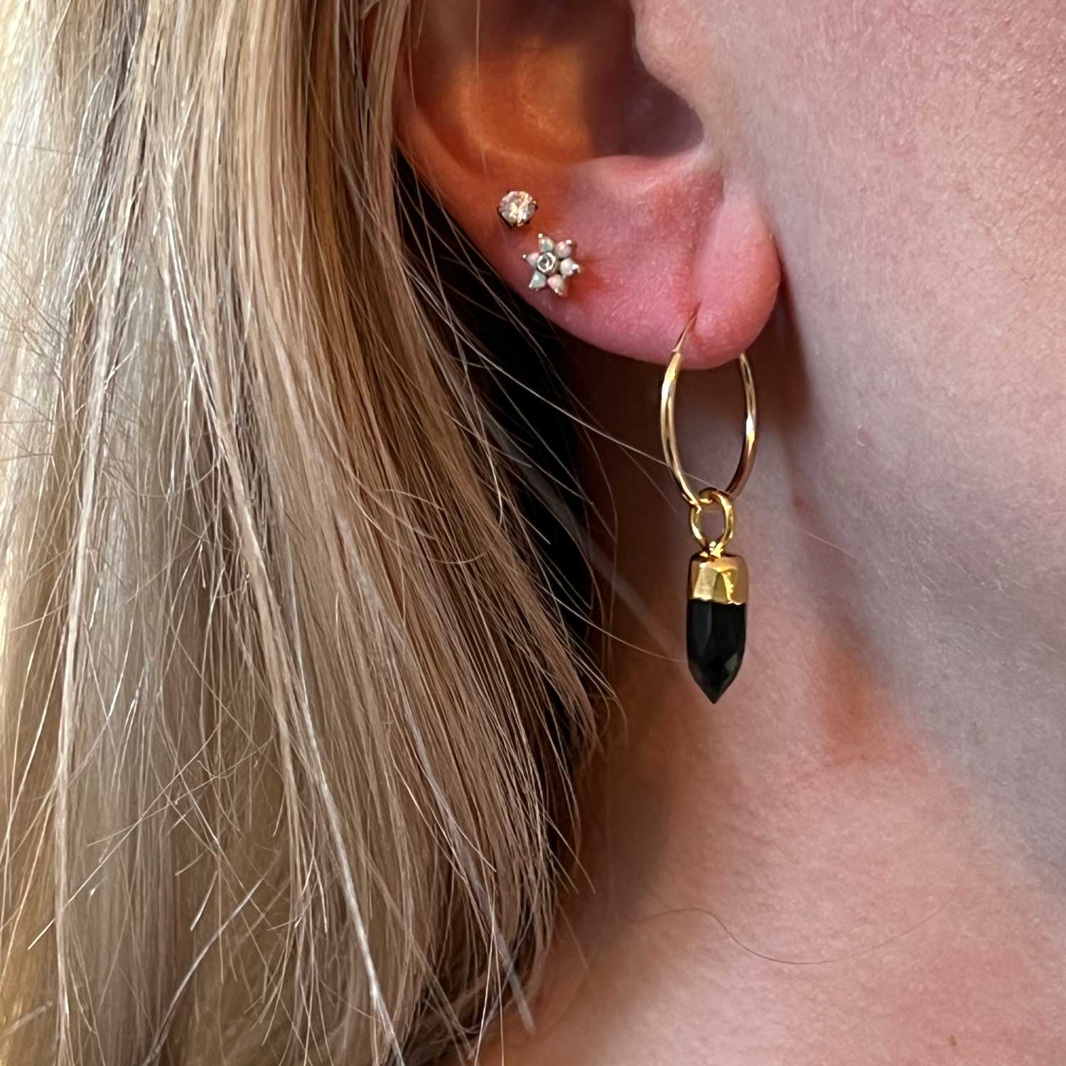 Cora Creole with Mini Point Black Onyx