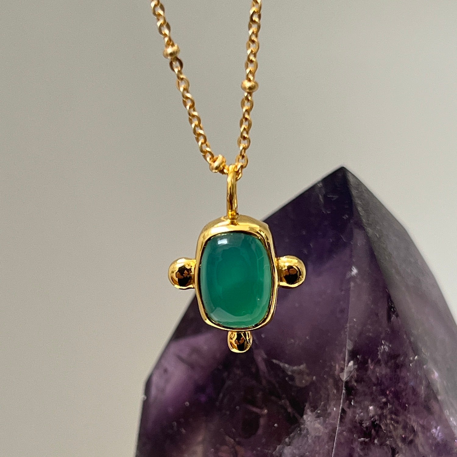 Beatriz Green Onyx Pendant On Short Satellite Chain