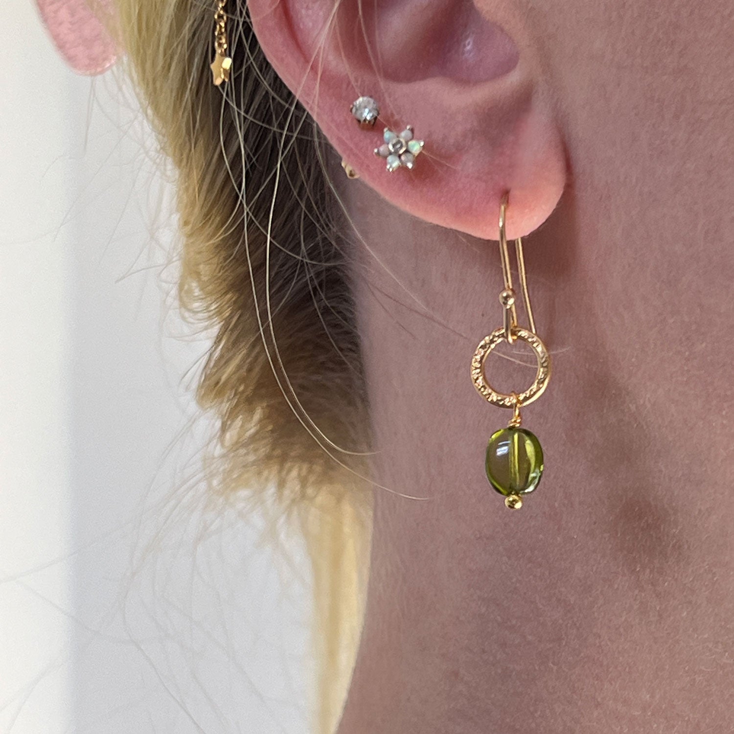 Gita Earrings Green Peridot