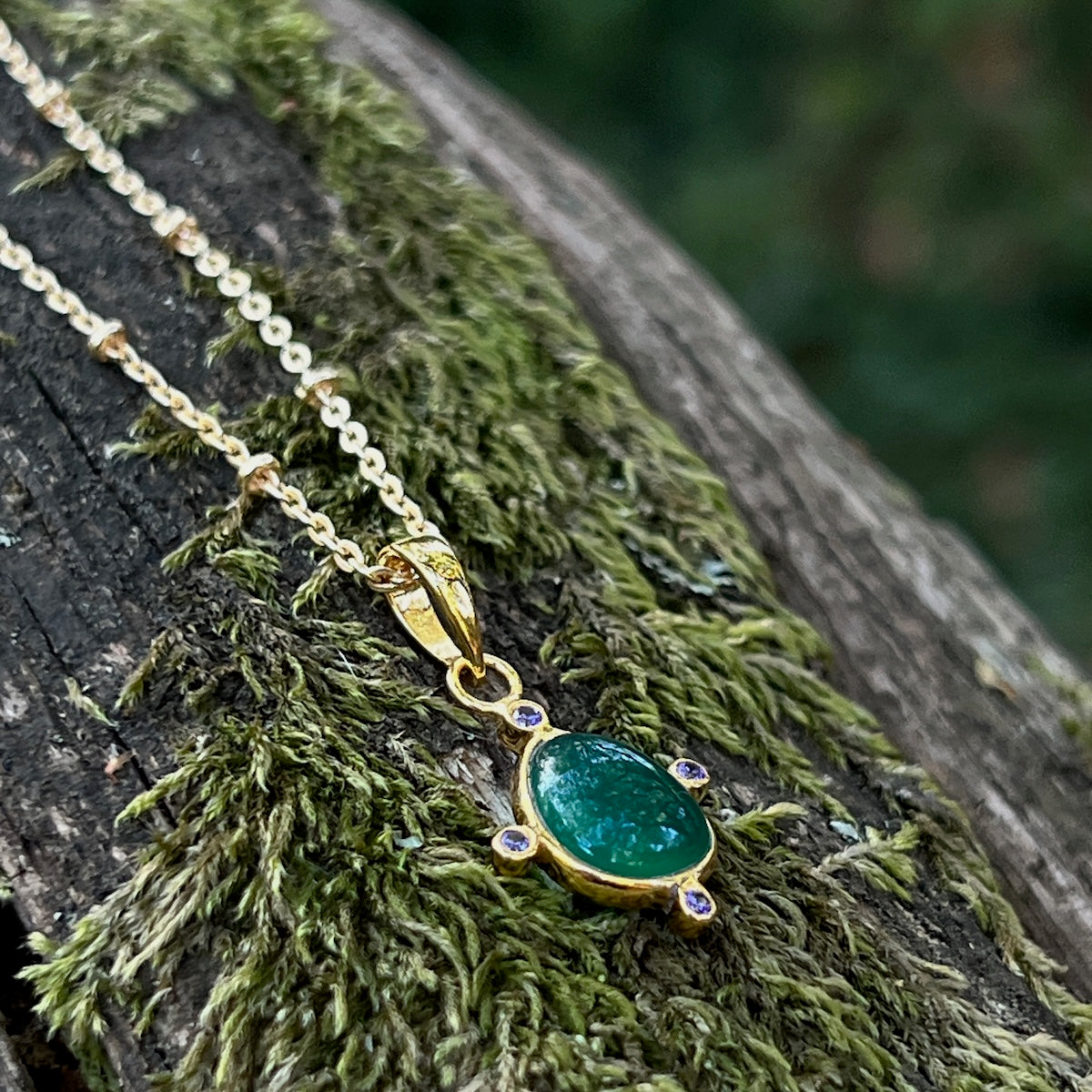 Serena Large Green Onyx Pendant On Short Satellite Chain