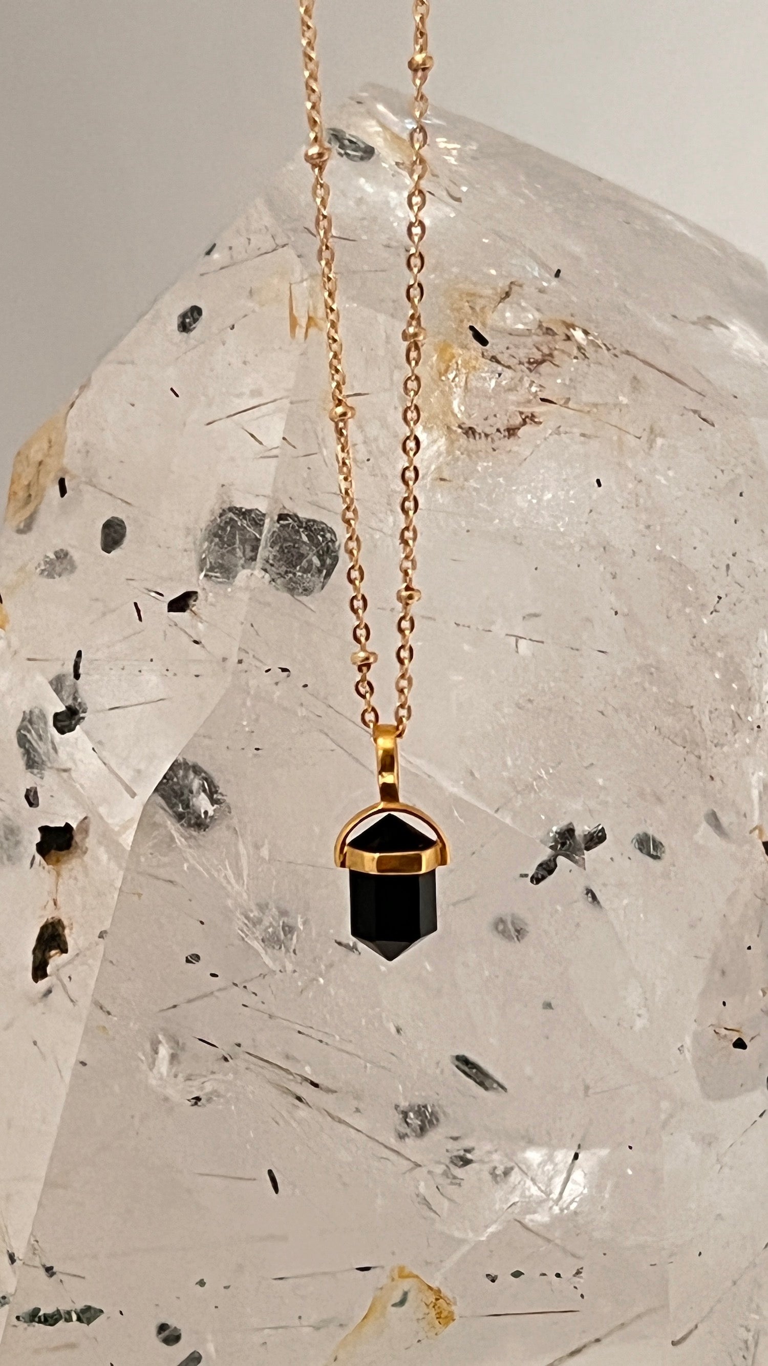 Black Onyx Double Mini Point Bridge Set On Short Satellite Chain