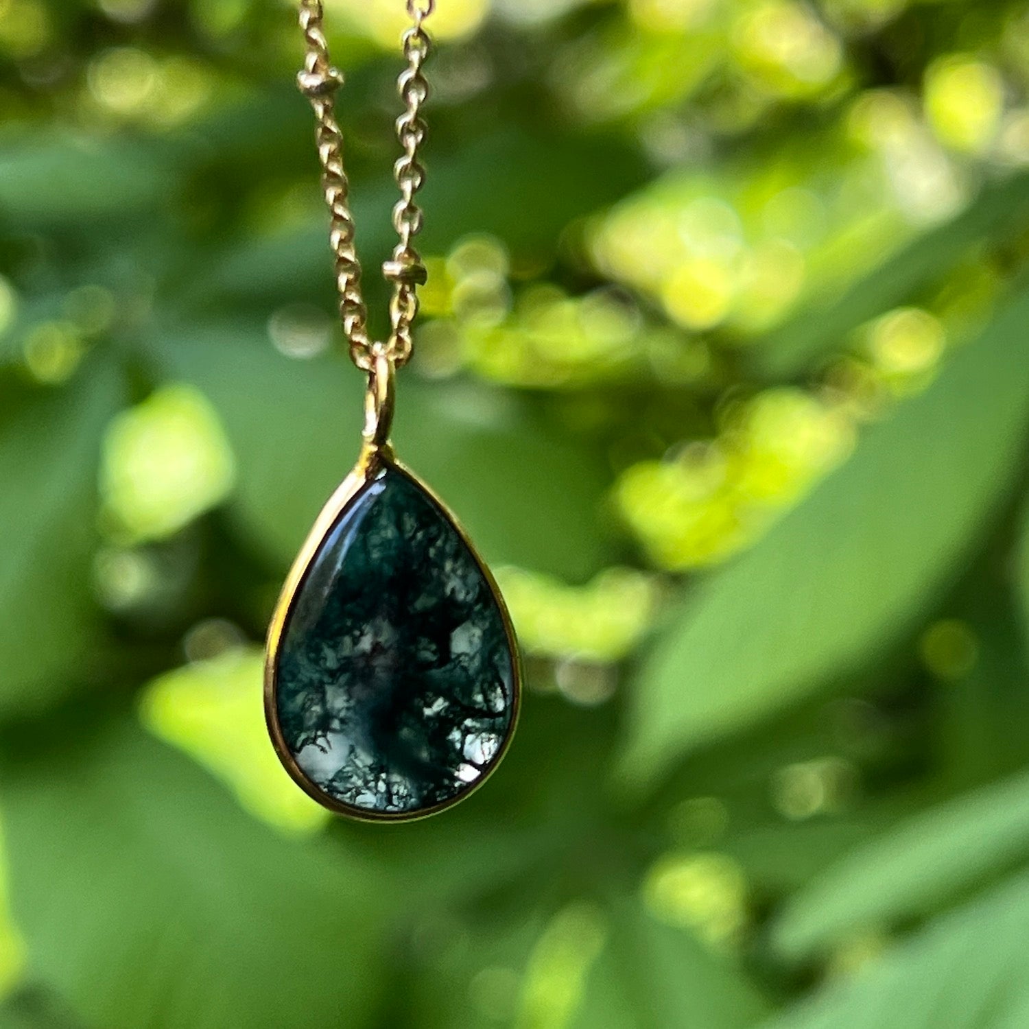 Drop Moss Agate Pendant On Rosary or satellite chain