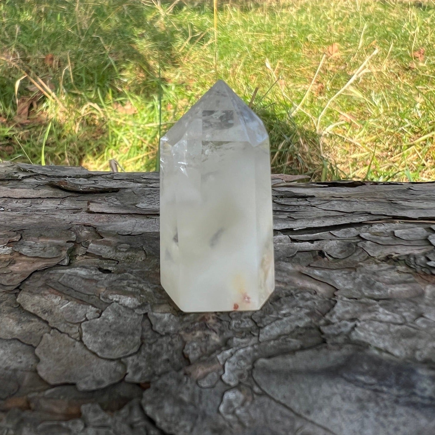 Short cloudy roc crystal