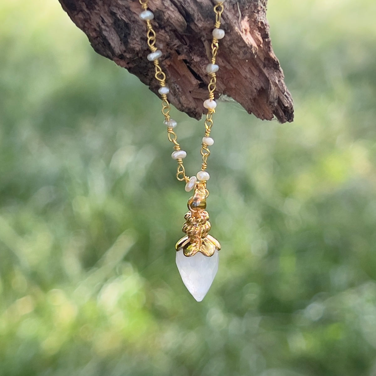 Sweet White Moonstone Pendulum Pendant On Pearl Rosary