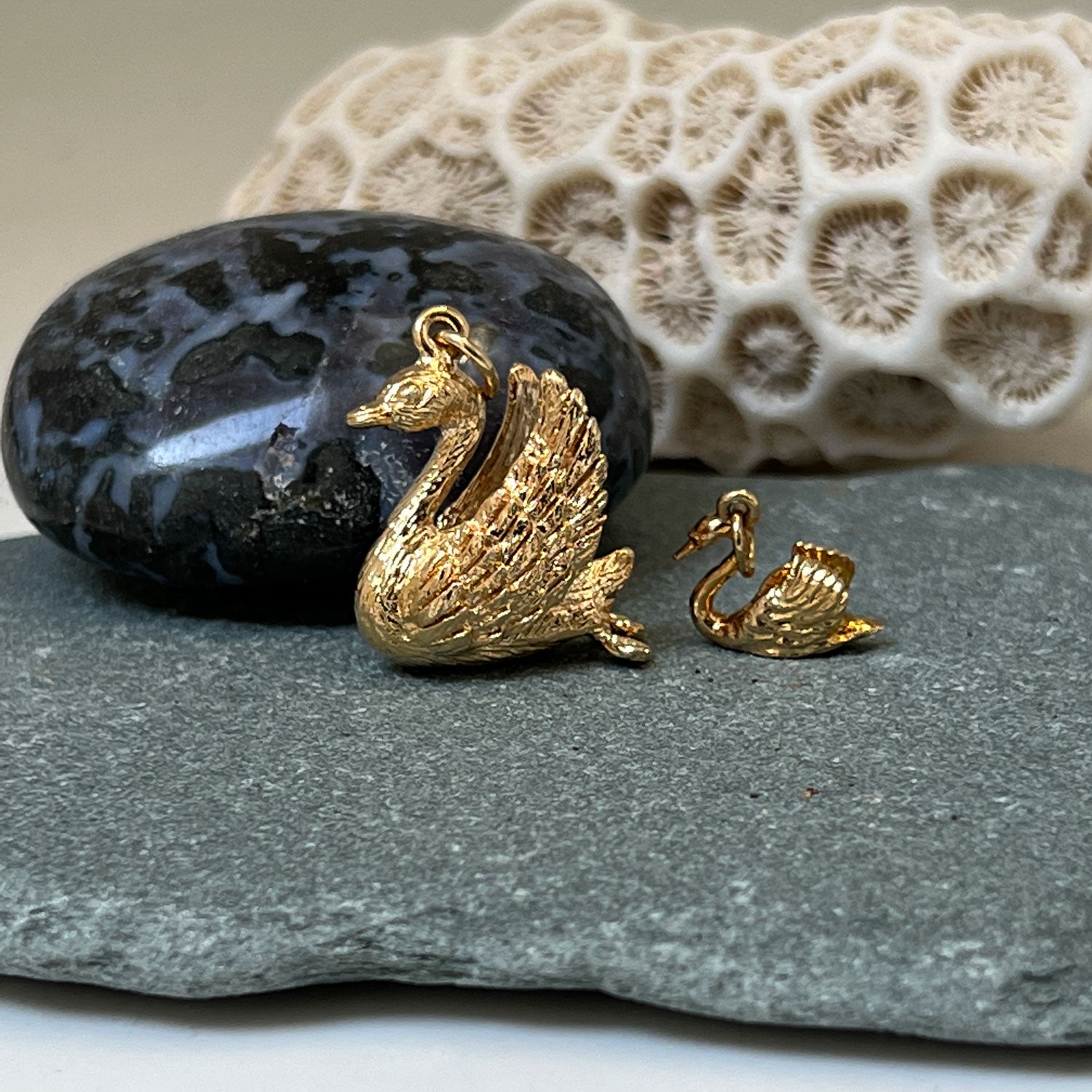 Large Swan Charm