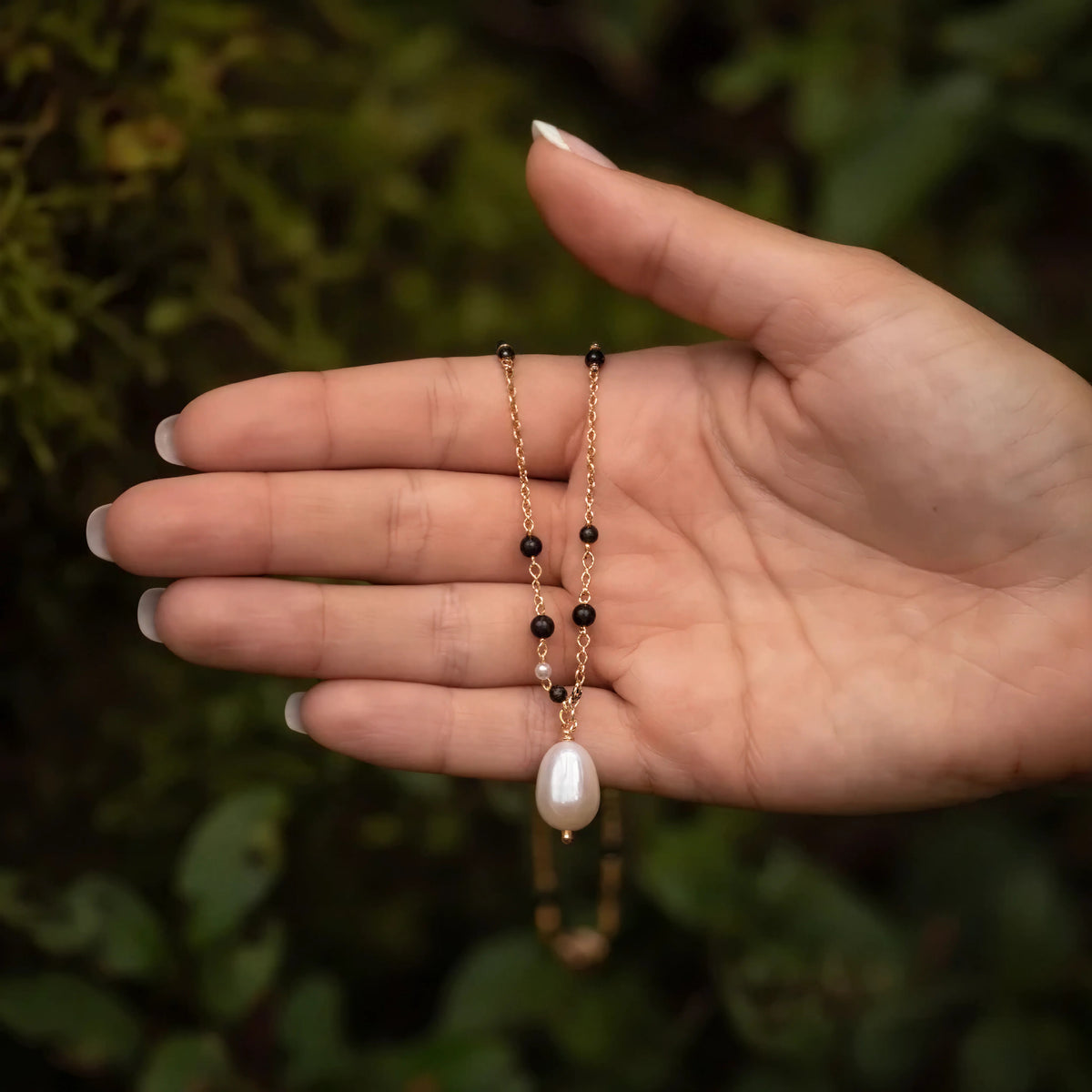 Asymmetric Rosary Black Onyx And White Moonstone With Drop Pearl
