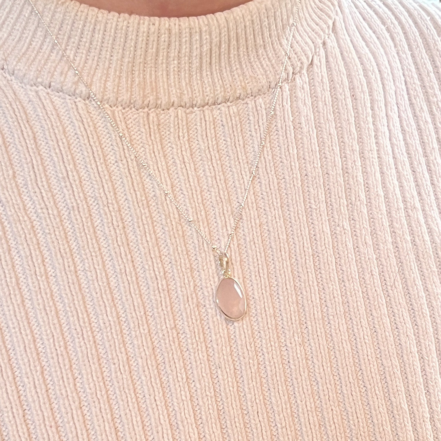 Freeform Rose Quartz Oval Faceted Pendant On Sterling Silver Satellite Chain