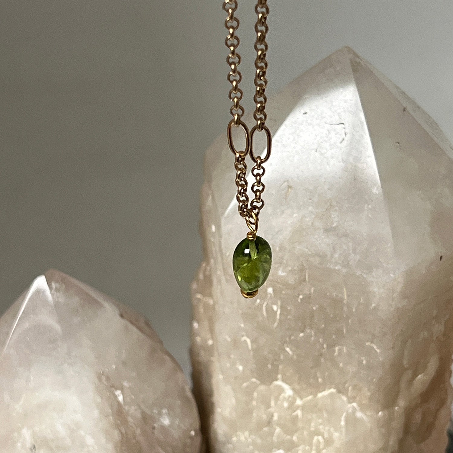 Long Ovala Chain With Peridot Semi Precious Stone