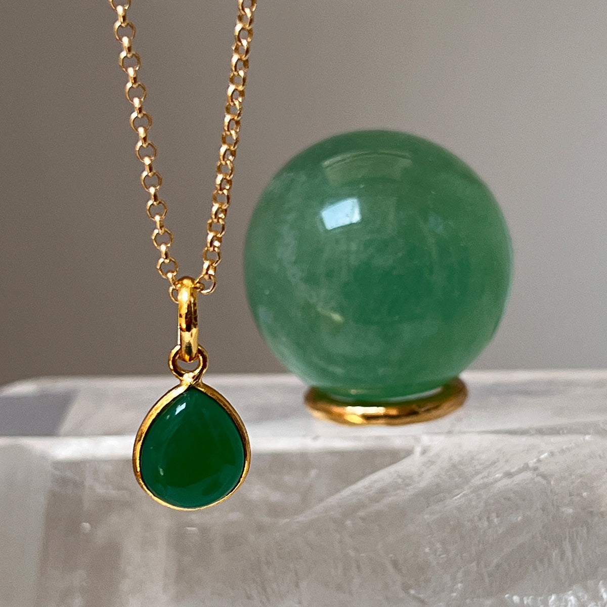 Green Onyx Teardrop Pendant On Short Baby Belcher