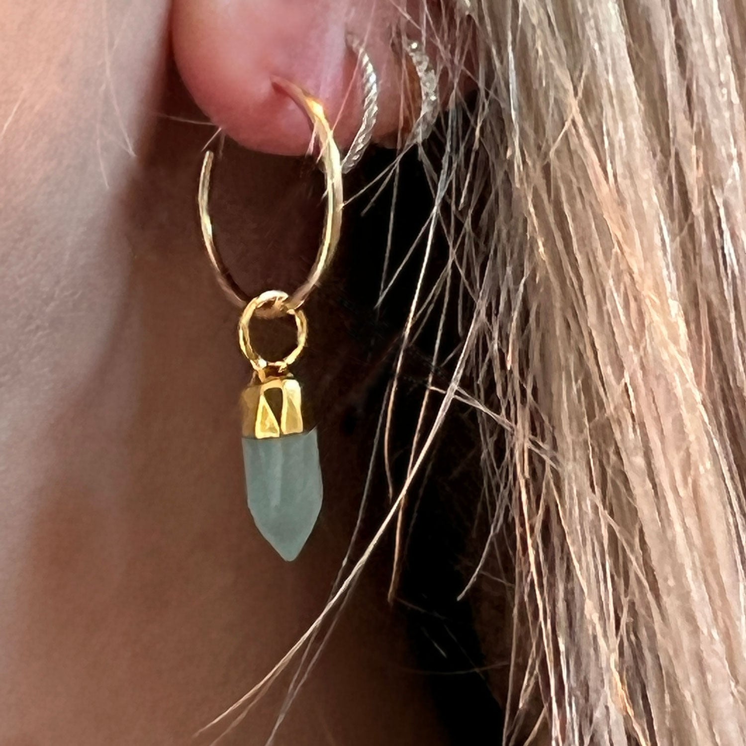 Cora Creole with Mini Point Aqua Chalcedony
